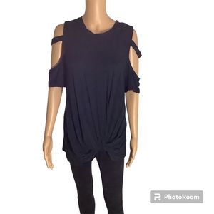 Venus cut shoulder shirt